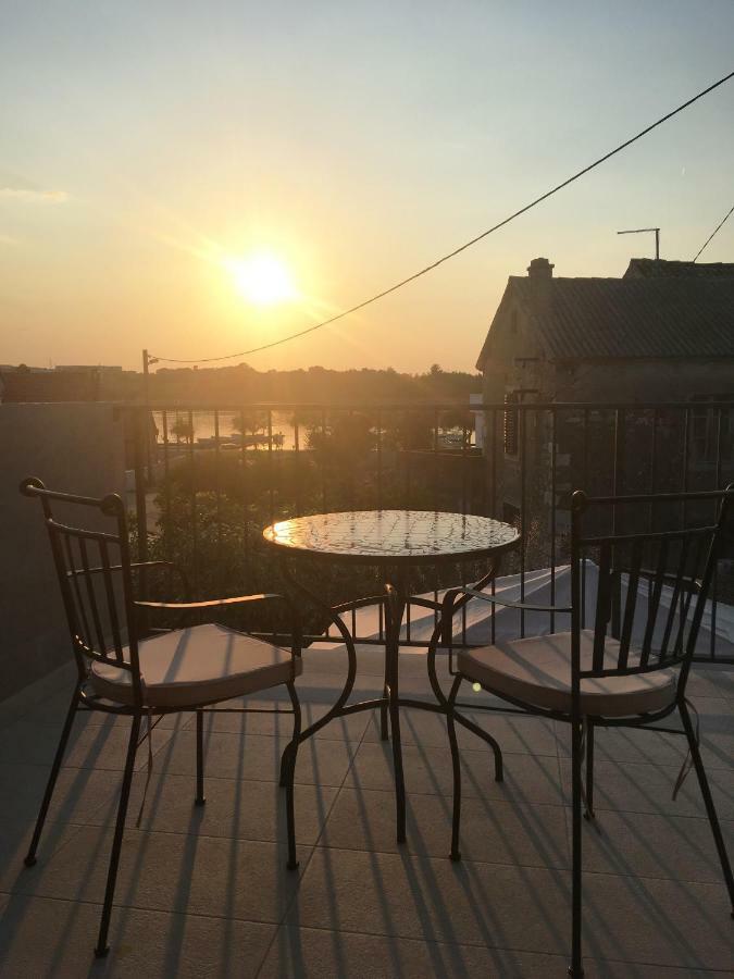 Summer House Mulac Нин Экстерьер фото