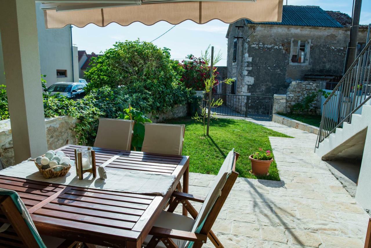 Summer House Mulac Нин Экстерьер фото