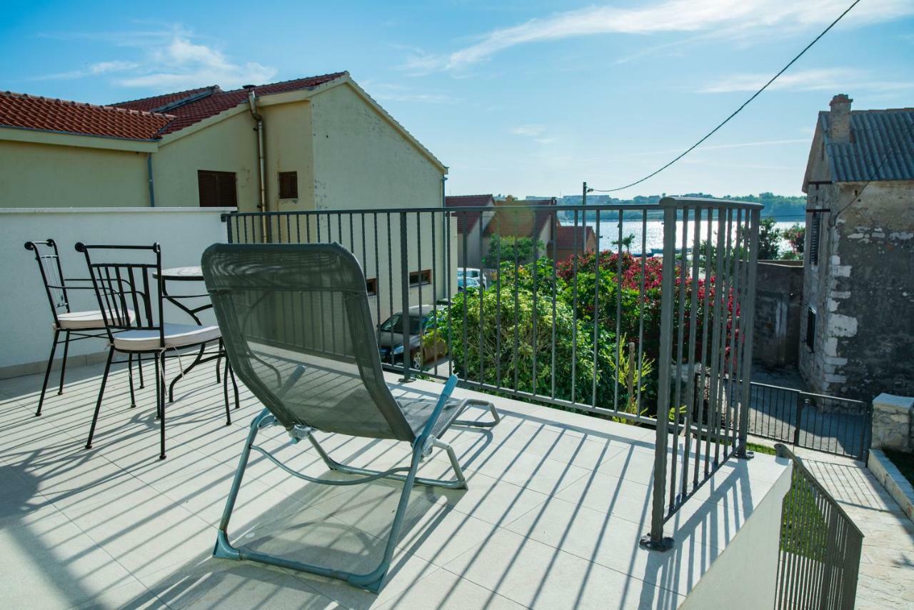 Summer House Mulac Нин Экстерьер фото