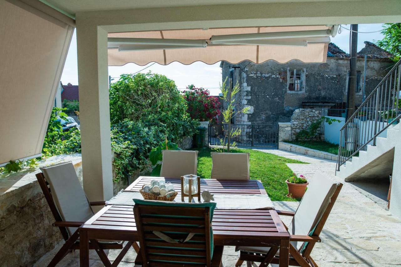 Summer House Mulac Нин Экстерьер фото